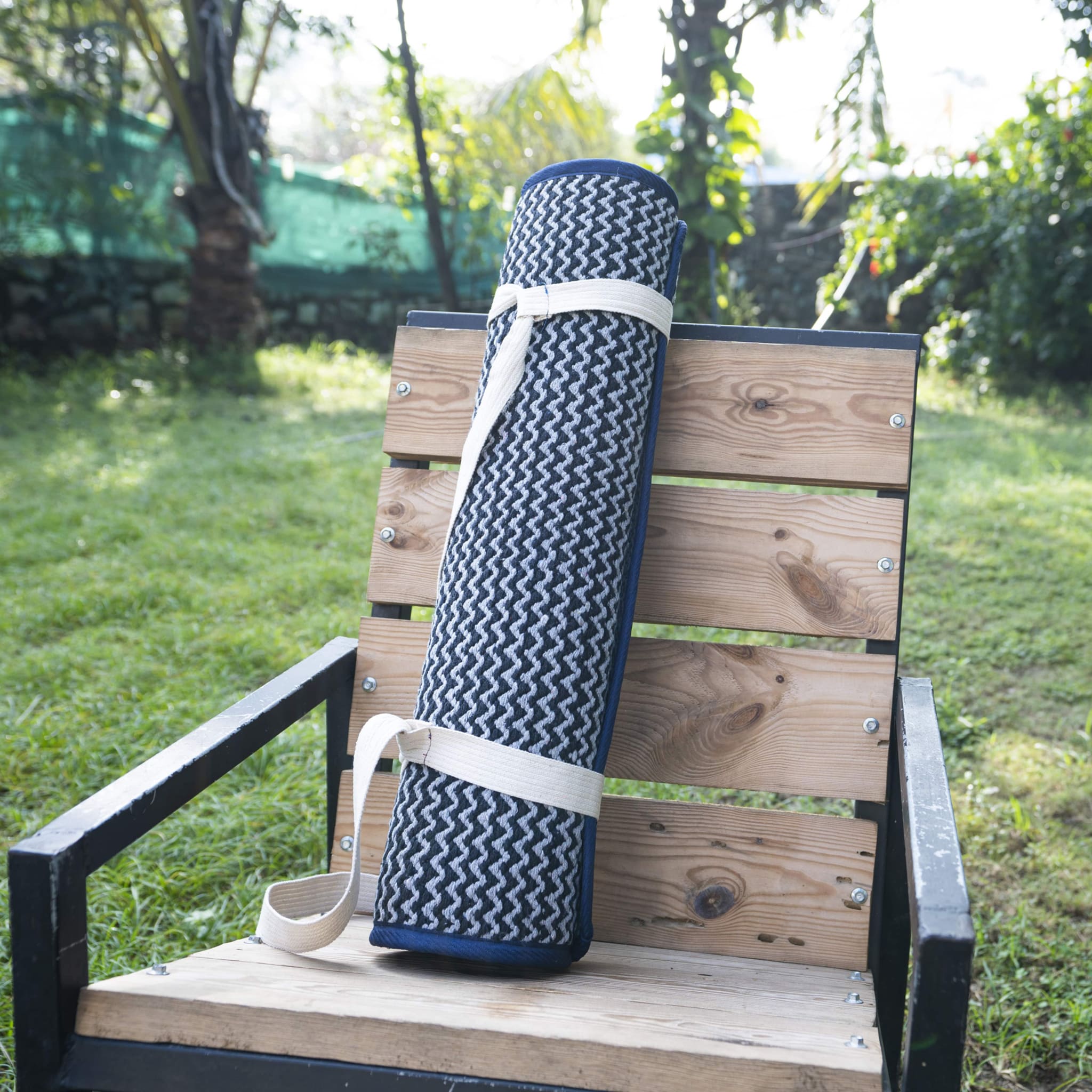 DVAAR COTTON YOGA MAT AAKASHA WASHABLE NATURAL MAT WITH THICK CLOTH BACKING 8MM FOR KNEE SUPPORT AND CUSHIONING HOME YOGA WORKOUTS SUSTAINABLE MATS.